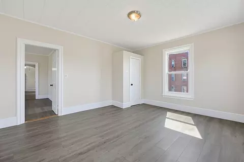 230 Pleasant St, Worcester, MA 01609 photo 23