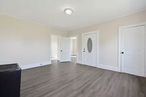 230 Pleasant St, Worcester, MA 01609 photo 20