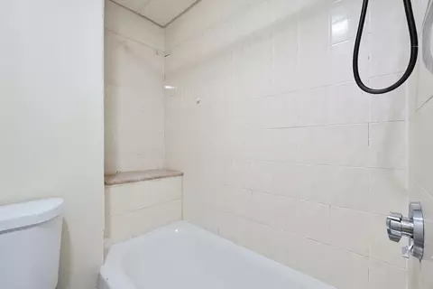 230 Pleasant St, Worcester, MA 01609 photo 33