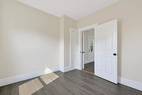 230 Pleasant St, Worcester, MA 01609 photo 25