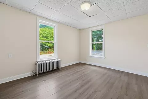 230 Pleasant St, Worcester, MA 01609 photo 12