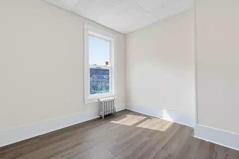 230 Pleasant St, Worcester, MA 01609 photo 10