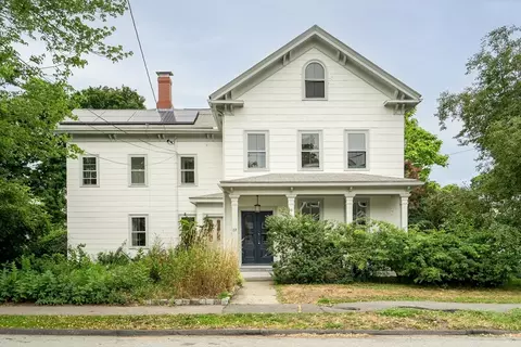 39 Green St, Watertown, MA 02472