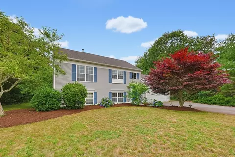 295 Raymond Rd, Plymouth, MA 02360