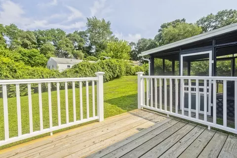 Exterior - 11 Mountainview St, Chicopee, MA 01020 photo 3 of 5