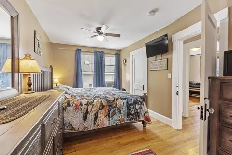 Bedroom - 27 Cedar St, Gardner, MA 01440 photo 6 of 8