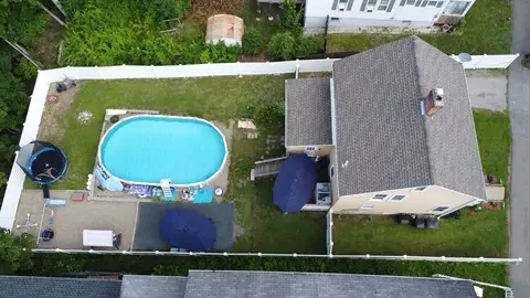 View/Area - 27 Cedar St, Gardner, MA 01440 photo 2 of 2