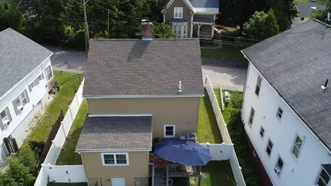 View/Area - 27 Cedar St, Gardner, MA 01440 photo 1 of 2
