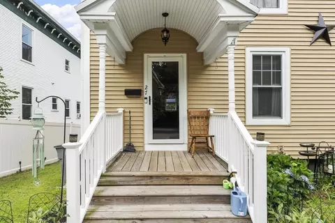 Exterior - 27 Cedar St, Gardner, MA 01440 photo 3 of 6