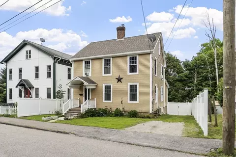 Exterior - 27 Cedar St, Gardner, MA 01440 photo 2 of 6