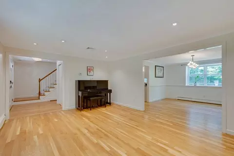 369 Dedham Ave, Needham, MA 02492 photo 3