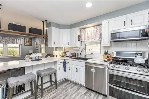 9 Preston St, Danvers, MA 01923 photo 17