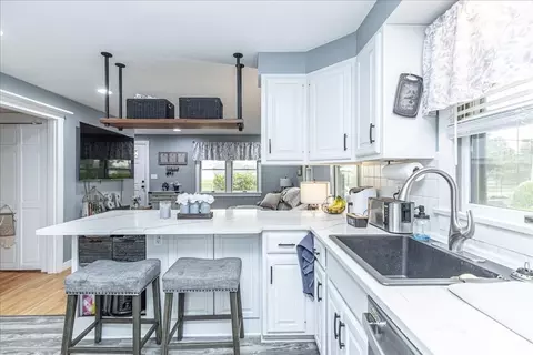 9 Preston St, Danvers, MA 01923 photo 18