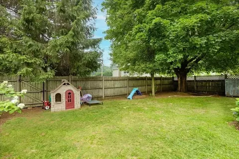 9 Preston St, Danvers, MA 01923 photo 31