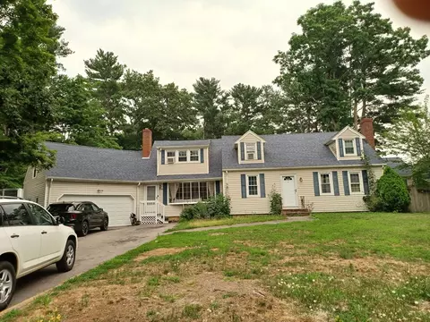 1086 Burt St, Taunton, MA 02780