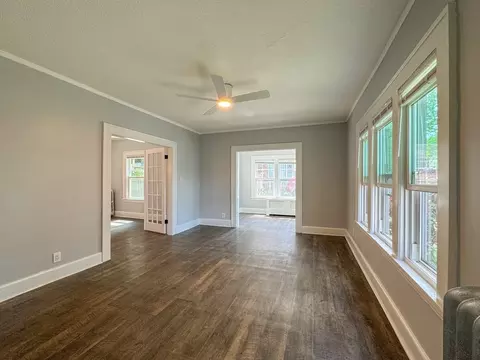 Living - 185 Leyfred Ter, Springfield, MA 01108 photo 3 of 6