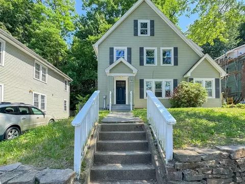 Exterior - 185 Leyfred Ter, Springfield, MA 01108 photo 7 of 8