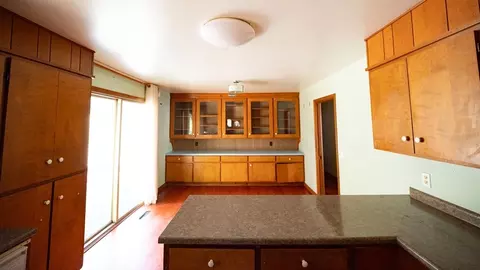 13 Church St, Erving, MA 01344 photo 5