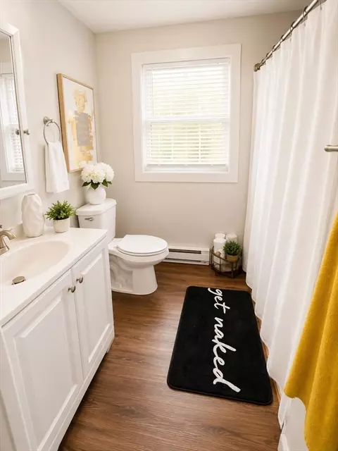 Bath - 85 Beacon Ave #1, Lawrence, MA 01843 photo 2 of 2