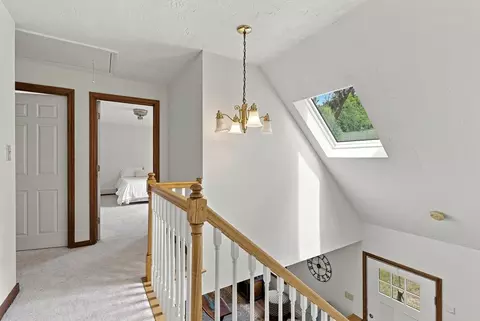 Entry Way - 25 Mockingbird Ln, Maynard, MA 01754 photo 2 of 2