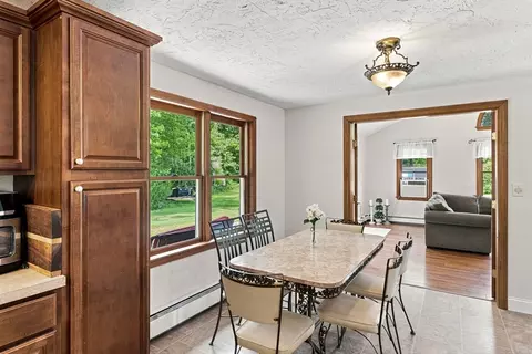 Dining - 25 Mockingbird Ln, Maynard, MA 01754 photo 1 of 1
