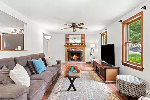 Living - 25 Mockingbird Ln, Maynard, MA 01754 photo 4 of 4