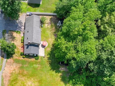 View/Area - 25 Mockingbird Ln, Maynard, MA 01754 photo 3 of 3