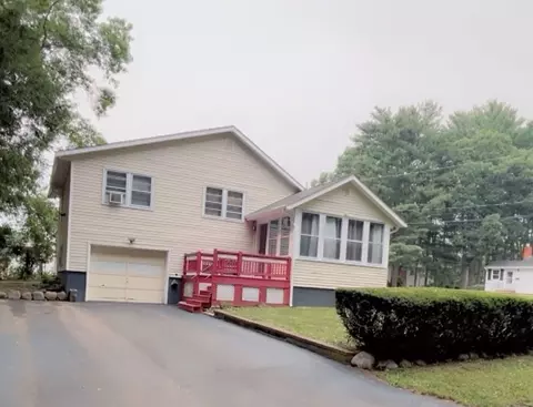 4 Baltic Ave, Brockton, MA 02302
