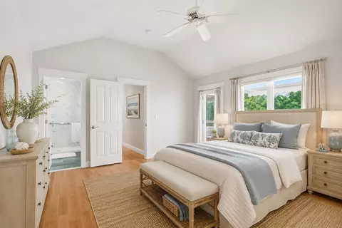 Bedroom - 5 Hemlock Rd #5, Bourne, MA 02532 photo 1 of 4