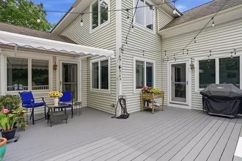 Exterior - 5 Hemlock Rd #5, Bourne, MA 02532 photo 3 of 8