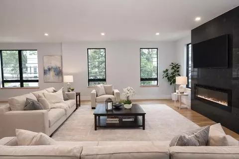 316 School St #1, Waltham, MA 02453