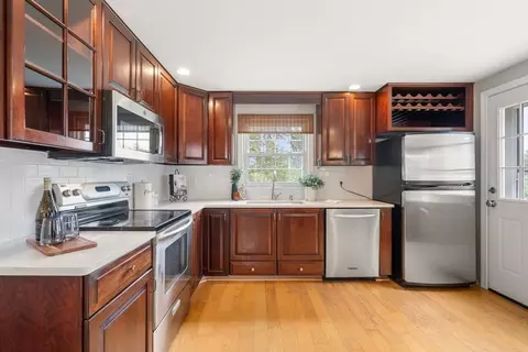 102 Cherry St, Framingham, MA 01701 photo 7