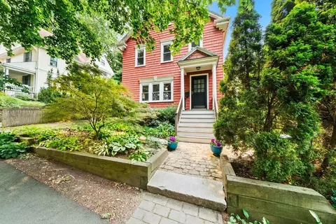 25 Maple Ave, Newton, MA 02458