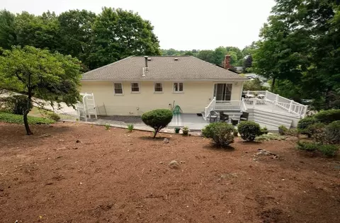 Exterior - 8 Patrick Cir, Stoneham, MA 02180 photo 10 of 12