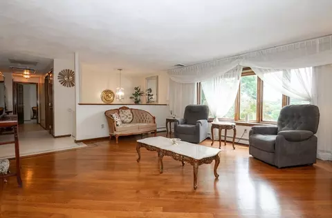 Living - 8 Patrick Cir, Stoneham, MA 02180 photo 1 of 3