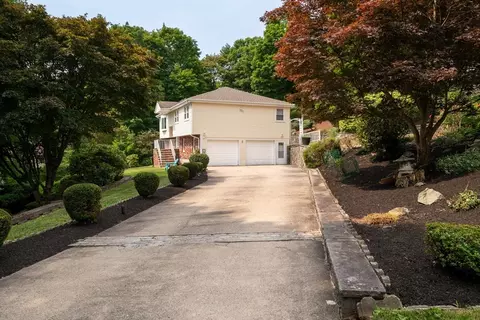 Exterior - 8 Patrick Cir, Stoneham, MA 02180 photo 5 of 12