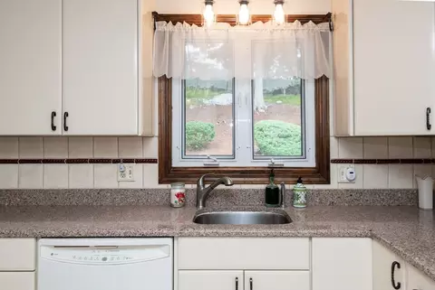 Kitchen - 8 Patrick Cir, Stoneham, MA 02180 photo 3 of 3