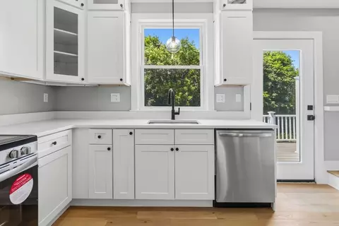 Kitchen - 16 Hillside St #1, Maynard, MA 01754 photo 1 of 3