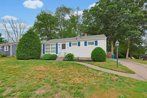 54 Crescent Ave, North Attleboro, MA 02760
