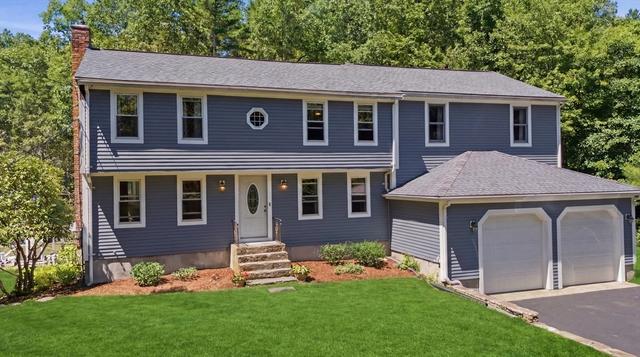 930 Union St, Duxbury, MA 02332