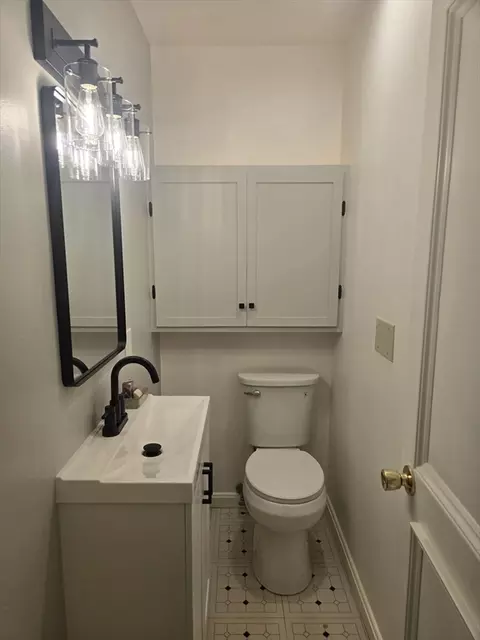 Bath - 170 E Hadley Rd #65, Amherst, MA 01002 photo 1 of 2