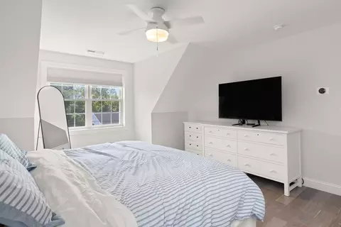 Bedroom - 59 Riverview Ave, Danvers, MA 01923 photo 3 of 5