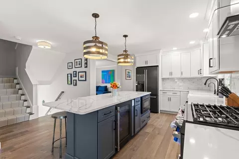 Kitchen - 59 Riverview Ave, Danvers, MA 01923 photo 2 of 7