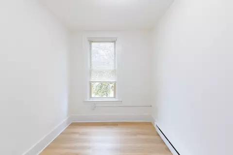 Bedroom - 595 E 5th St, Boston, MA 02127 photo 3 of 5