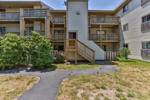 800 Bearses Way #4EH, Hyannis, MA 02601
