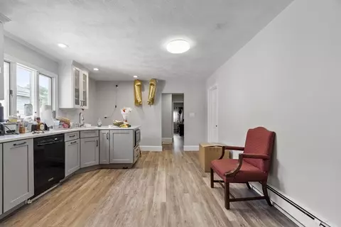 26 Shirley St, Everett, MA 02149 photo 5
