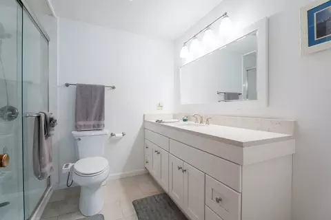 Bath - 703 Brookhaven Ln #703, Woonsocket, RI 02895 photo 3 of 4