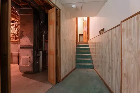 Entry Way - 703 Brookhaven Ln #703, Woonsocket, RI 02895 photo 4 of 4