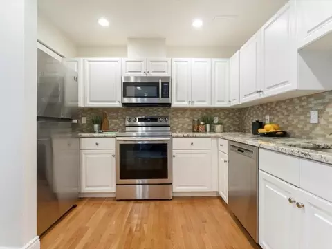 Kitchen - 4 Charlesgate E #705, Boston, MA 02215 photo 1 of 2