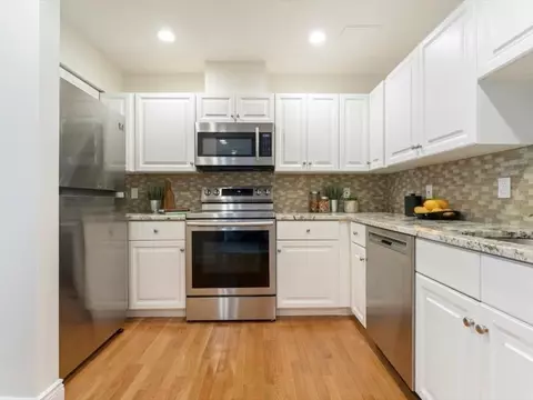 Kitchen - 4 Charlesgate E #705, Boston, MA 02215 photo 2 of 2